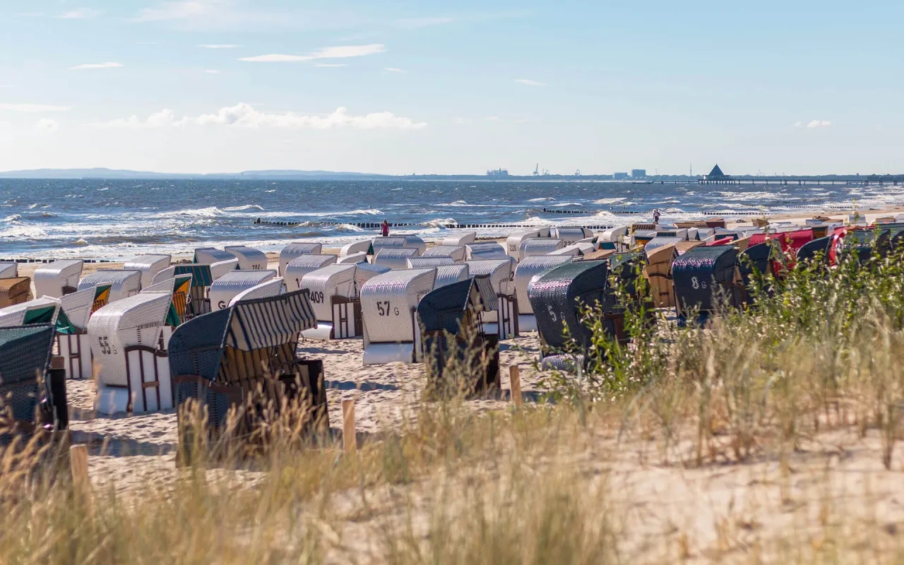 Najlepsze atrakcje na wyspie Uznam, które musisz zobaczyć