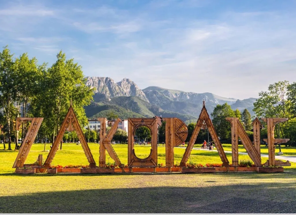 Gdzie w góry pociągiem z Warszawy? Sprawdź najlepsze trasy i czas podróży