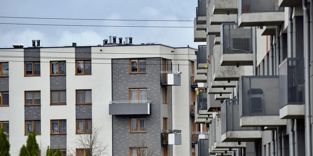 Czy za wynajem płaci się z góry? Oto, co musisz wiedzieć