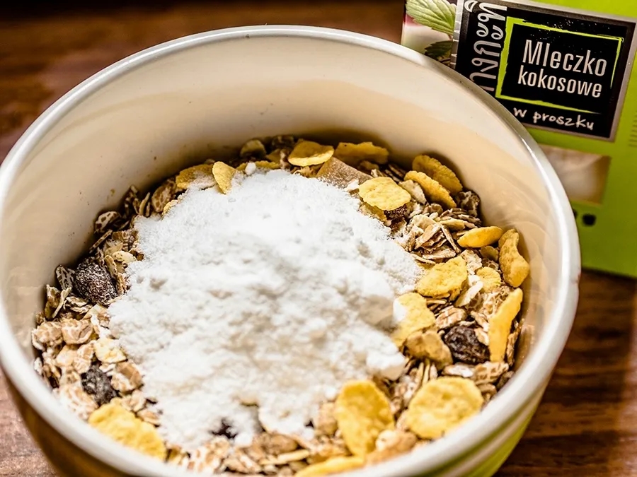 Co do jedzenia w góry: najlepsze przekąski na długie wędrówki